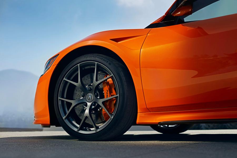 Детали экстерьера Acura NSX 2018 года  (фото 6 из 57)